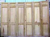 portes anciennes  à 3 panneaux
